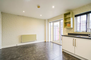 Photo 27- click for photo gallery